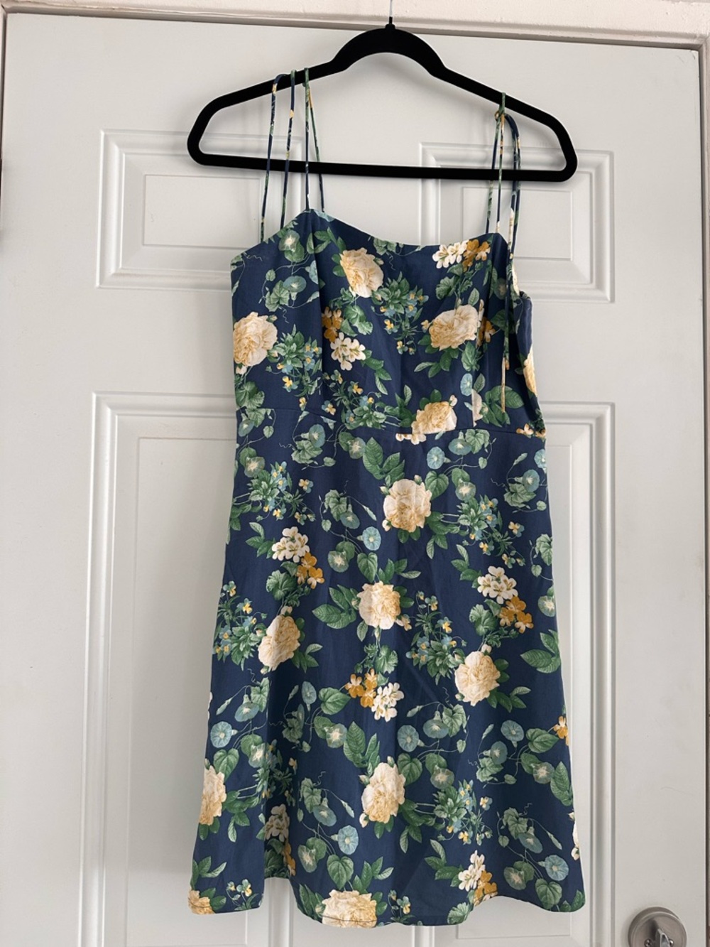 Old Navy Navy Floral Spaghetti-Strap Mini Dress